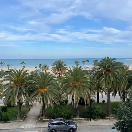 公寓 Riviera Palace - Bilo Sea Front- Premium *